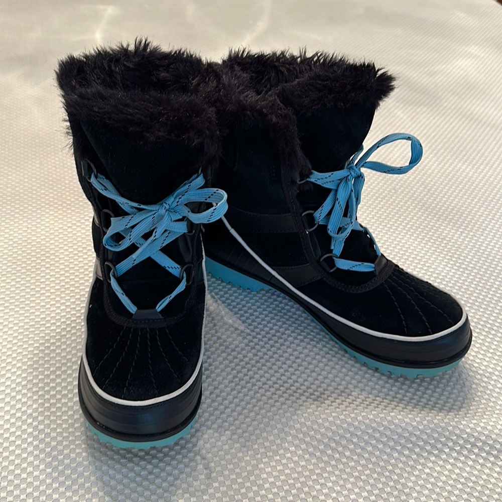 Sorel Women’s winter boots - size 6
